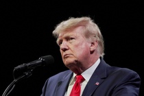 Ông Trump: 'James Comey sẽ phải trả giá'