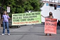 Gái mại dâm ở Brazil biểu tình đòi được tiêm ngừa sớm