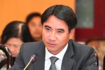 Chủ tịch quận viết thư ngỏ kêu gọi ‘không chiếm vỉa hè’