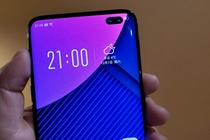 Galaxy S10 Plus lộ diện - 2 camera selfie ngay trên màn hình