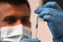 Nghiên cứu mới: Hai mũi vaccine không tạo đủ kháng thể trước Omicron