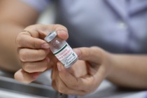 Hiệu quả của vaccine AstraZeneca khi rút ngắn khoảng cách 2 mũi tiêm