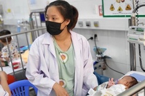 Phong cap cuu o TP.HCM kin tre mac benh ho hap hinh anh
