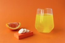 Vitamin C dang sui dung sao cho dung? hinh anh