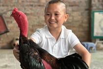 YouTuber 'chu lun' bi nham la tre con, tang vot them 20 cm sau 2 nam hinh anh