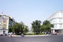 TP.HCM du chi 500 trieu dong tai lap vong xoay Nguyen Hue - Le Loi hinh anh