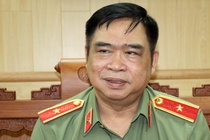 Đề nghị khai trừ thiếu tướng Đỗ Hữu Ca ra khỏi Đảng