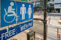 TP.HCM có quận, huyện chỉ 2 nhà vệ sinh công cộng