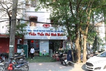 Danh hoc sinh, mot giao vien o Ninh Binh bi cham dut hop dong hinh anh