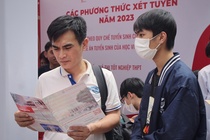 Giua bao sa thai, nganh cong nghe van co suc hut voi thi sinh Viet hinh anh