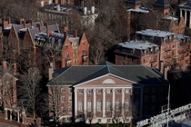 Harvard kien chinh quyen Trump sau lenh cam tuyen sinh vien quoc te hinh anh