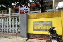 Tin moi vu truong dan lap 12 nam loay hoay vi yeu cau trai luat hinh anh