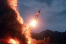 KCNA: Triều Tiên phóng tên lửa từ tàu hỏa