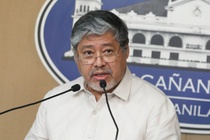 Philippines yêu cầu Trung Quốc làm rõ sự việc ở Biển Đông
