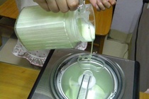 Cach lam kem com anh 1