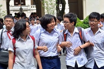 Doi moi de thi van lop 10 hinh anh