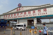 Quan chức Bắc Kinh: Tình hình 'vô cùng nghiêm trọng'