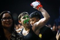 Nữ võ sỹ Hungary gây ấn tượng mạnh ở MMA Việt Nam
