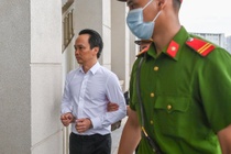 VKS de nghi giam 13-14 nam tu cho cuu Chu tich FLC Trinh Van Quyet hinh anh
