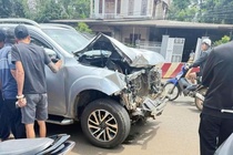 Truy bat tai xe xe ban tai gay tai nan roi bo tron hinh anh