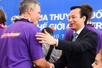 Đội đua thuyền buồm vòng quanh thế giới về đến Đà Nẵng