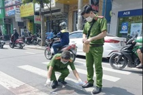 Hai thanh niên ra đầu thú sau khi đánh chết người