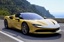 Sau McLaren Senna, dai gia Viet tau them Ferrari SF90 Stradale? hinh anh