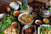 Quan com que TP.HCM noi ve 'dong chu gieu cot' tren hoa don cua khach hinh anh
