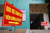 Quan nhan duong tinh voi SARS-CoV-2 tiep xuc nhieu nguoi hinh anh