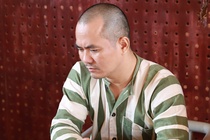 Khoi to nguoi ban dung moi cho Trinh Suong san xuat xang gia hinh anh