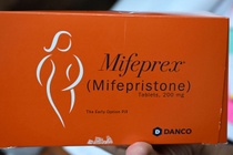Tòa Tối cao Mỹ chính thức bước vào tranh cãi về thuốc mifepristone