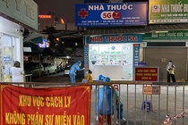 Phong tỏa tạm thời nhiều cửa hàng thuốc liên quan ca F0 tại Hà Nội