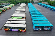 Ha Noi chua cho phep xe buyt hoat dong tro lai hinh anh