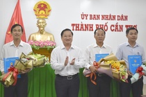 Can Tho co hai tan giam doc so hinh anh