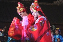 Nguoi duy nhat lam re 2 vua nha Ly hinh anh