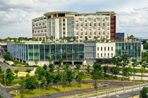 Benh vien dieu tri ung thu hien dai nhat TP.HCM bat dau hoat dong hinh anh