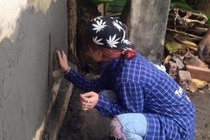 Tinh nguoi qua anh sua nha cho cu ba neo don tai Hai Phong hinh anh