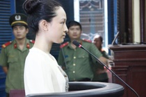 Hoa hậu Phương Nga sử dụng 'quyền im lặng' có lợi gì?