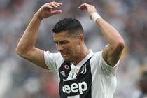 Ronaldo khong muon Juventus moi HLV Conte tro lai hinh anh