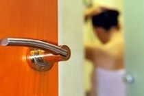 Rao bán công khai clip quay lén nhà riêng, tiệm massage ở Trung Quốc