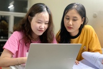 Truong day online, nhieu sinh vien chon o lai TP.HCM hinh anh
