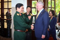 Đến TP.HCM, ông Mattis cam kết giúp VN xử lý khu nhiễm dioxin