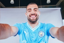 Man City công bố tân binh thay Gundogan