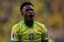 Hình ảnh tranh cãi của Vinicius sau khi bị loại khỏi World Cup