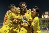 Highlights Thanh Hoa 3-1 The Cong Viettel: Ngoai binh lap hat-trick hinh anh