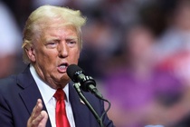 Ong Trump du chung ket Club World Cup hinh anh