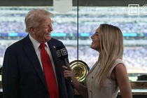 Chelsea vo dich, nhung ong Trump giu chiec cup Club World Cup hinh anh