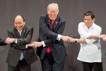 Tong thong My lung tung bat tay kieu ASEAN hinh anh