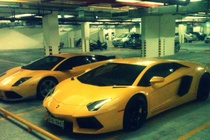 Bộ đôi siêu xe Lamborghini hàng độc ở Sài Gòn
