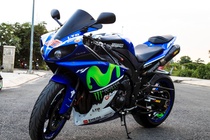 Yamaha R1 do dan ao phong cach xe dua cua Lorenzo hinh anh